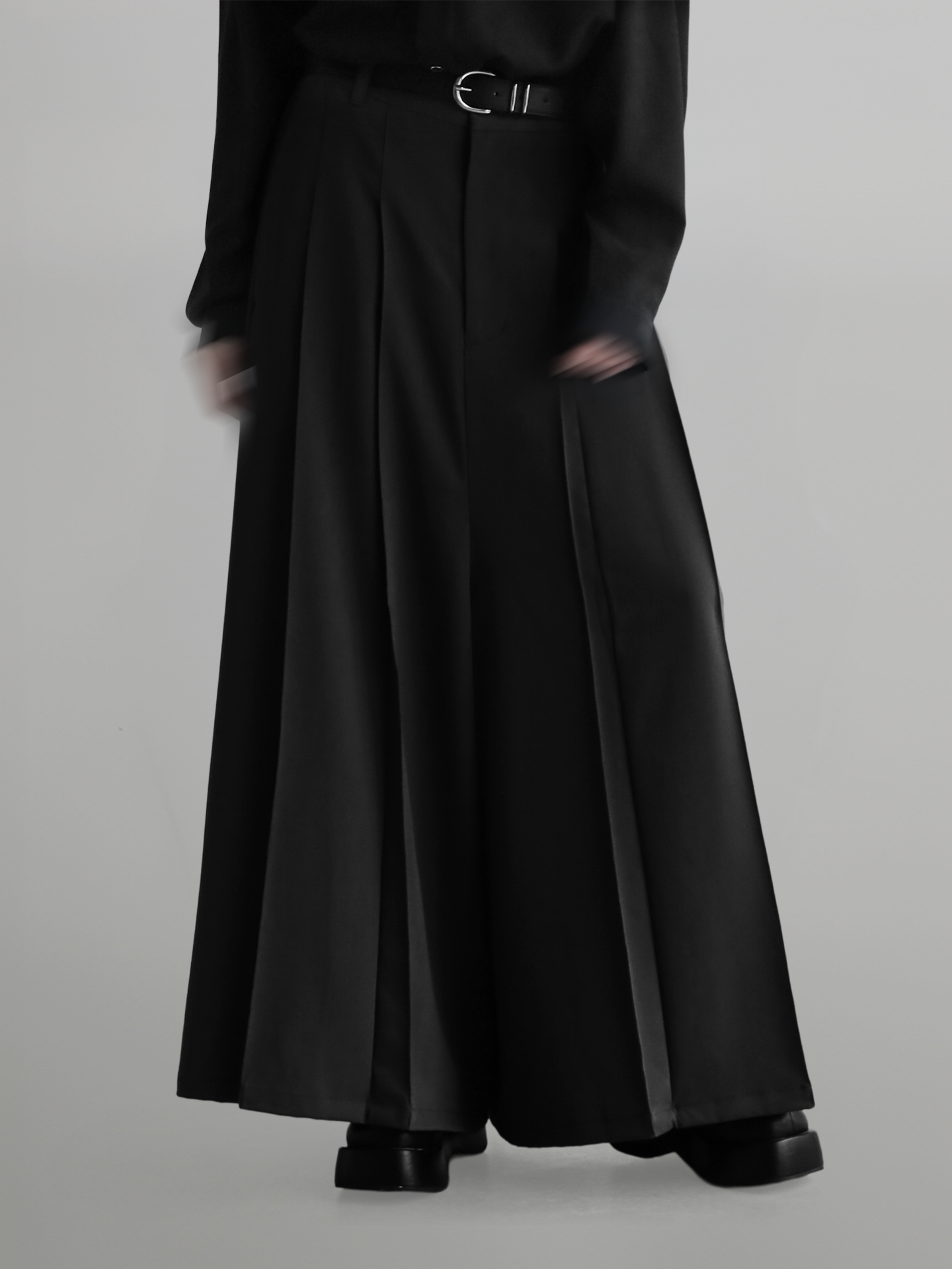 Pleated Hakama Pants