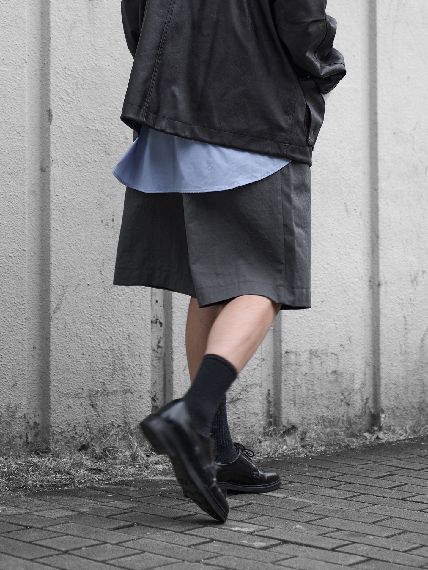 U-Shape Pocket Wide Shorts | UNPROVEN.