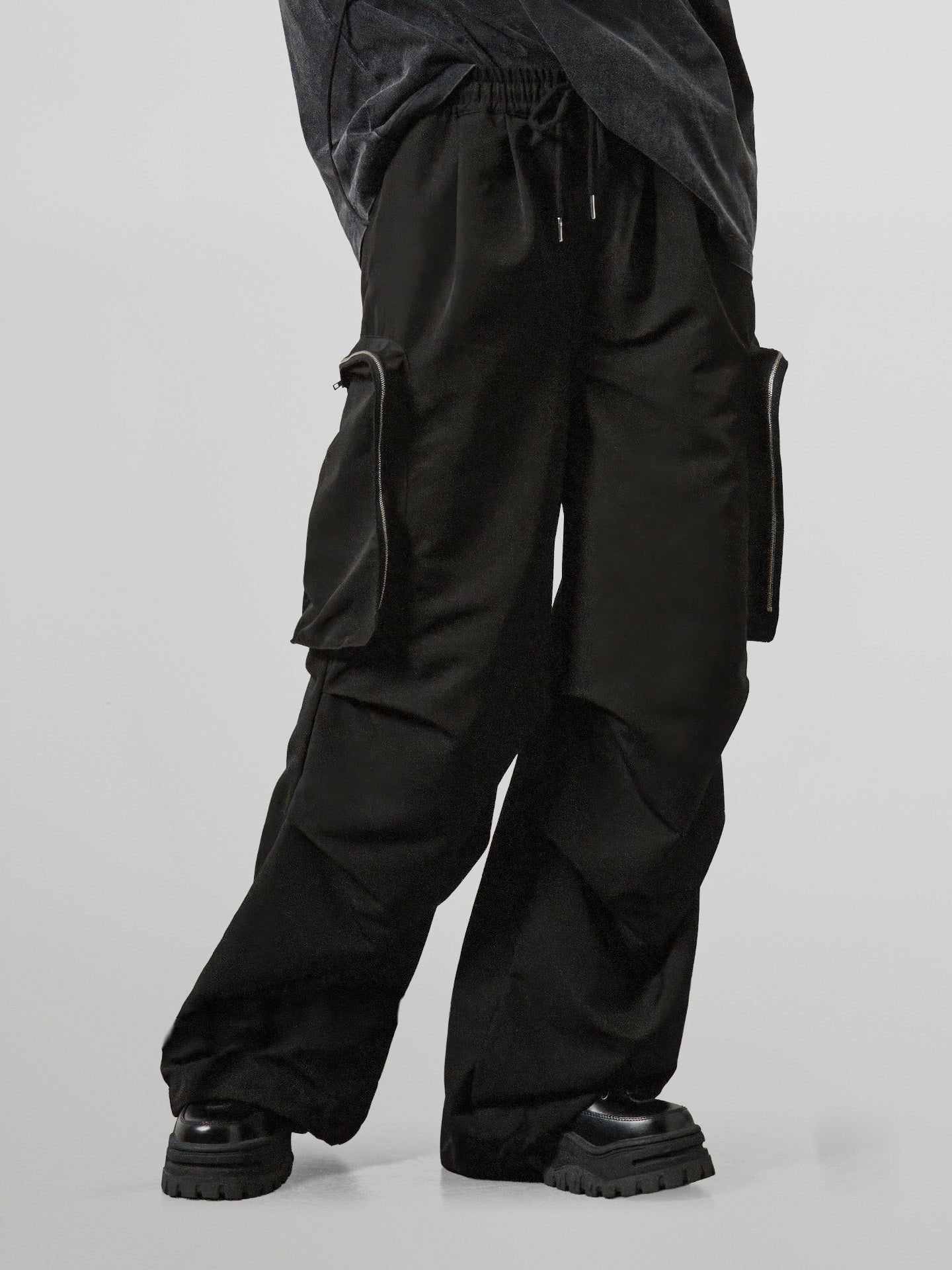 Zip Pocket Wide Cargo Pants