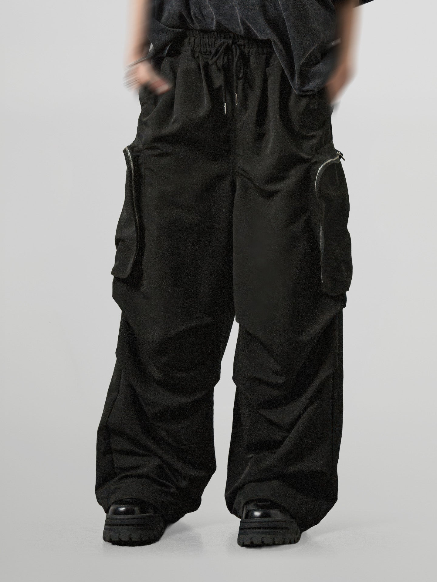 Zip Pocket Wide Cargo Pants