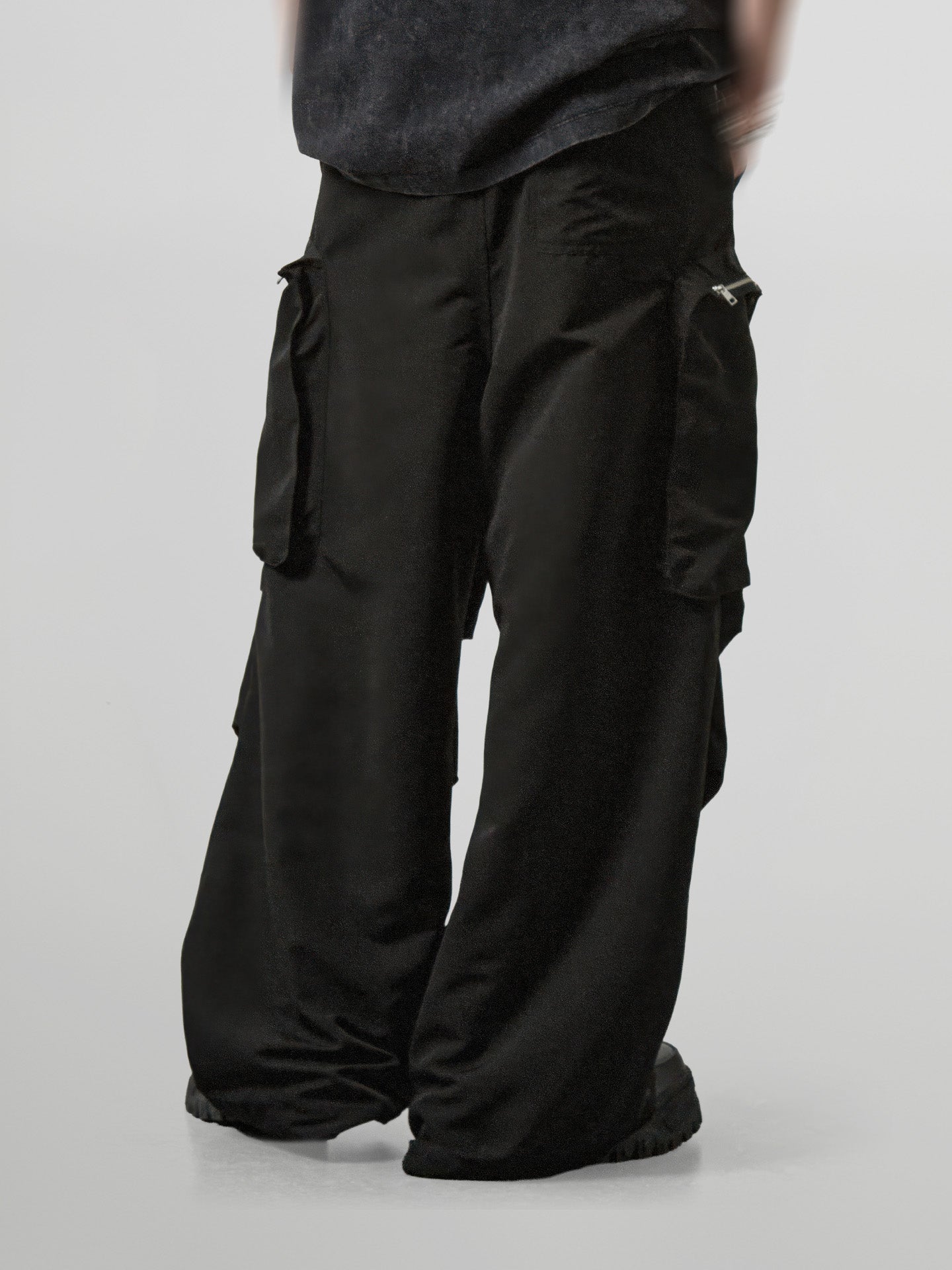 Zip Pocket Wide Cargo Pants
