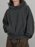 Cropped Hoodie Charcoal front - cleanfit minimal - UNPROVEN