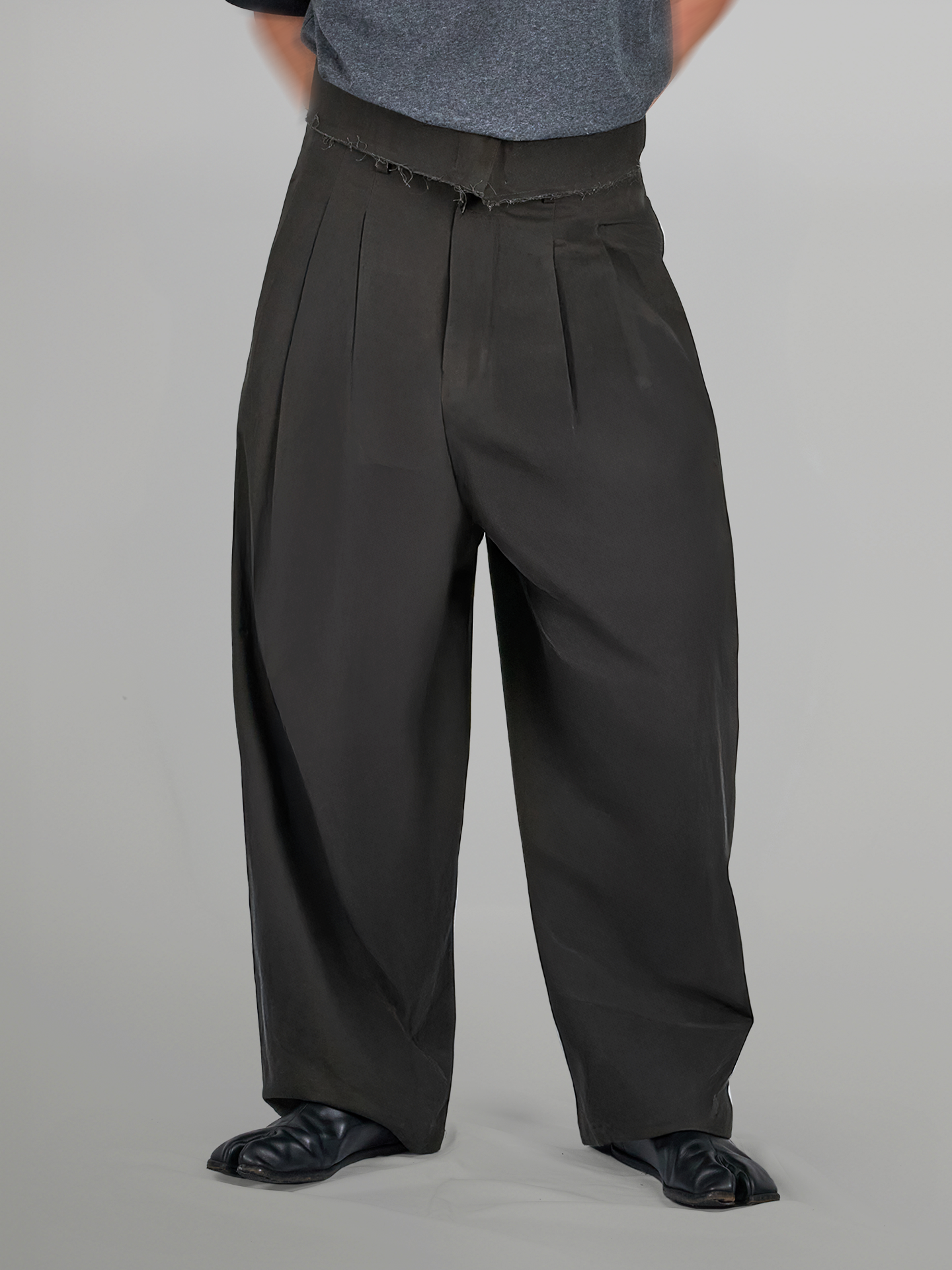 Flipped Raw Waistband Wide Balloon Pants