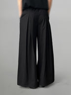 Tuck Wide Pants Off-White front - cleanfit minimal - UNPROVEN