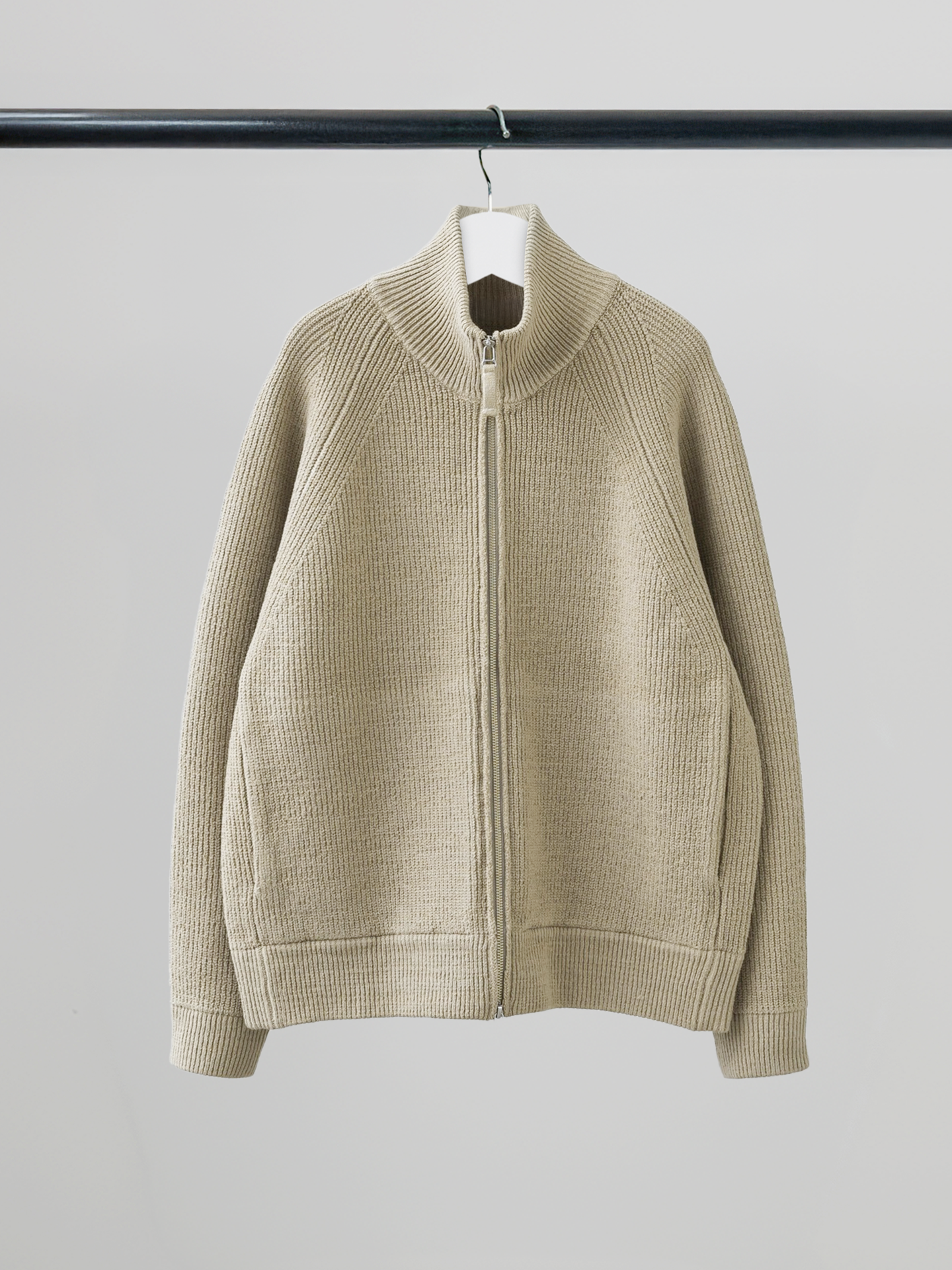 Heavy Weight Knit Zip-up