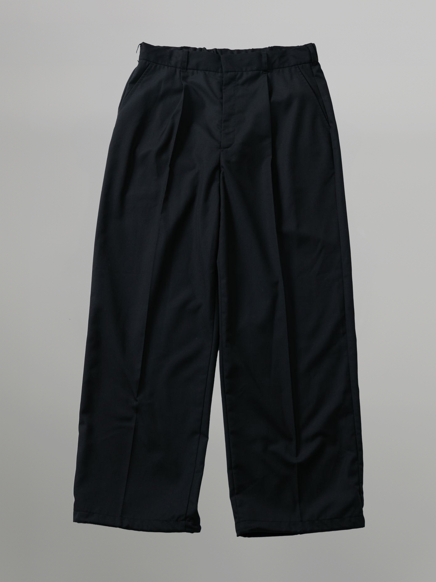 One-Tuck Semi-Wide Fit Pants