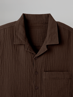 Open Collar Crinkled Short Sleeve Shirt charcoal – Detail close-up | relaxed tailoring / semi-wide fit | UNPROVEN