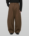 Curved Two-Tuck Side Pants