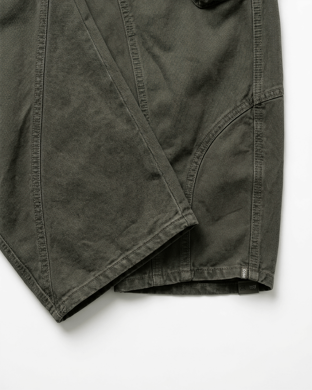 Cut-out Pigment Curved Pants