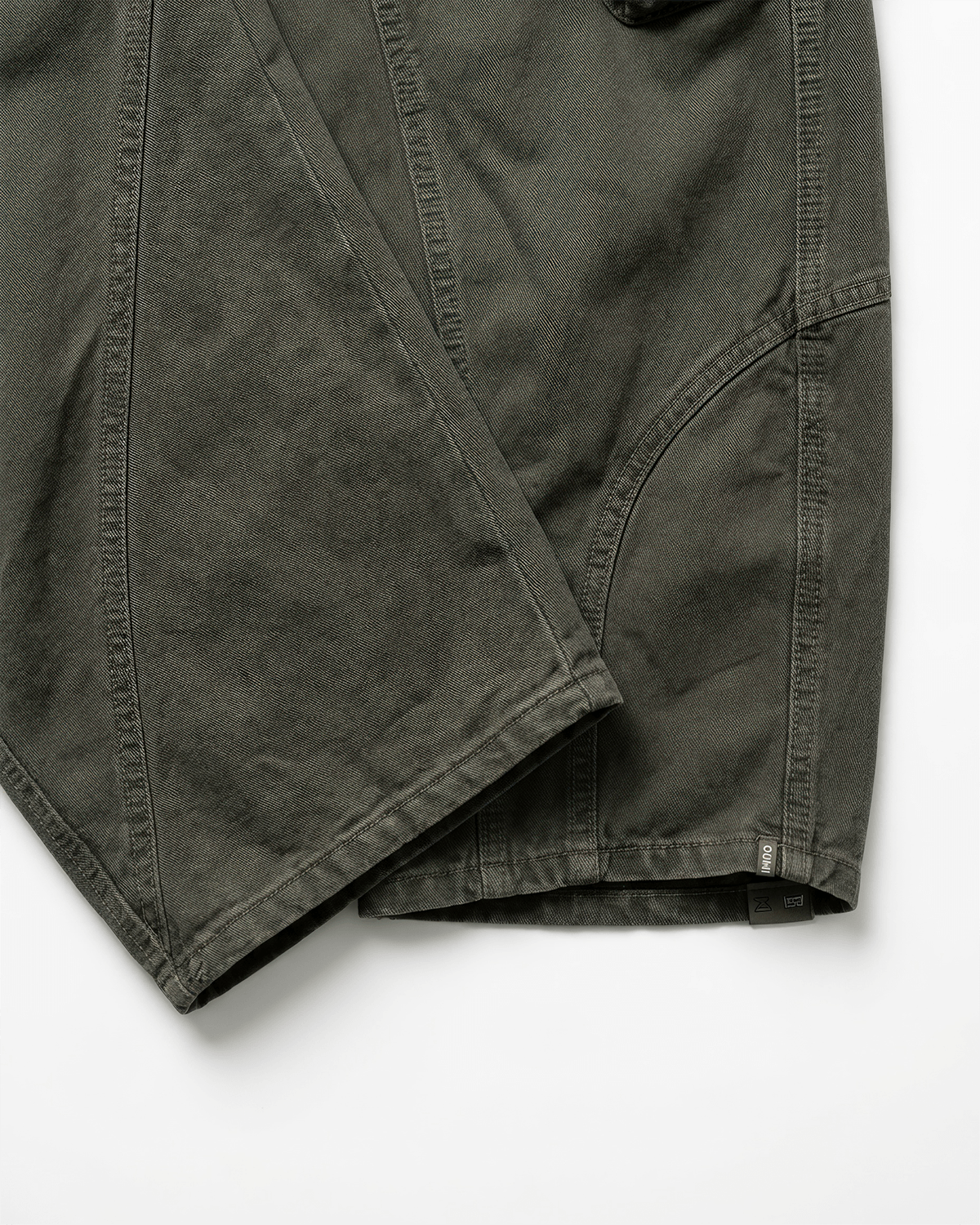 Cut-out Pigment Curved Pants