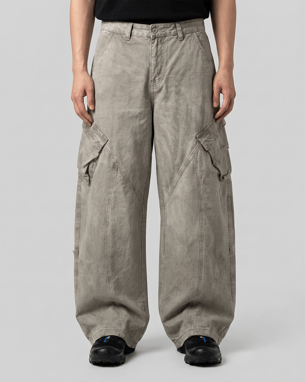 Cut-out Pigment Curved Pants