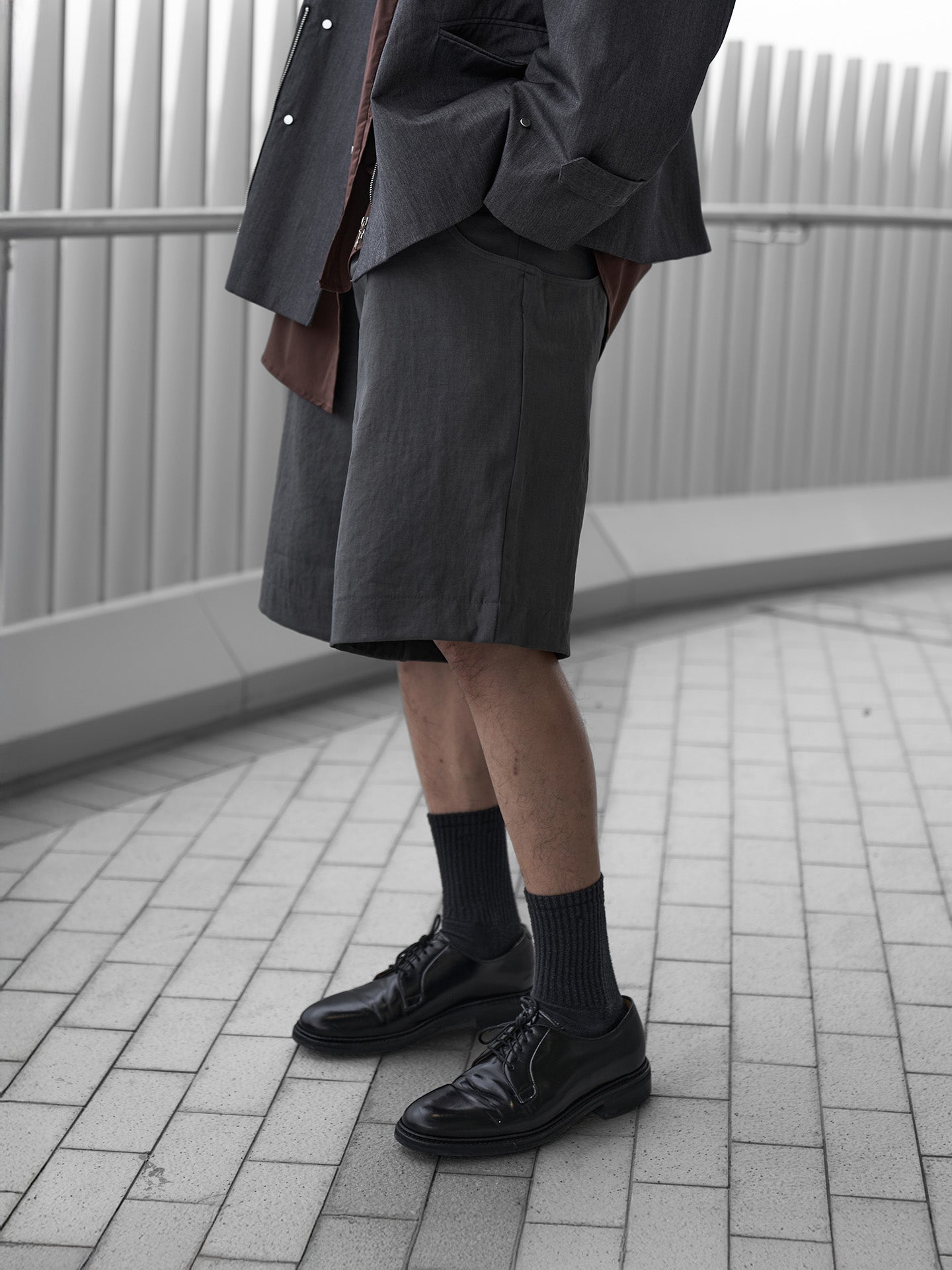 U-Shape Pocket Wide Shorts | UNPROVEN.
