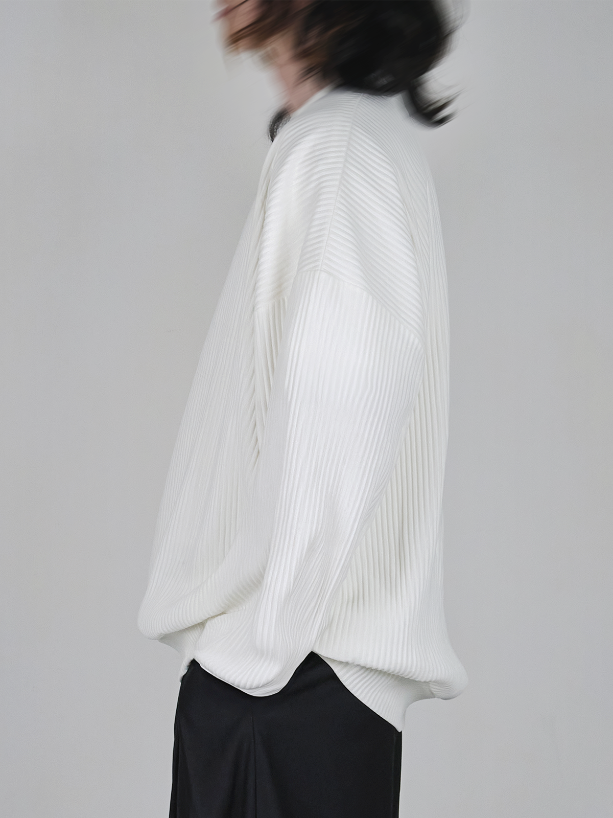 Pleated Long Sleeve Sweatshirt