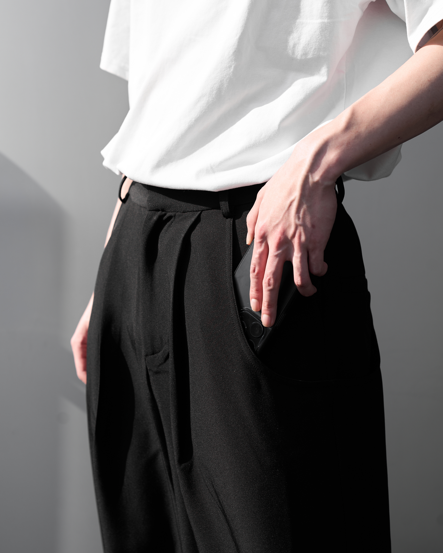 U-Shape Pocket Tailored Wide Pants | UNPROVEN.