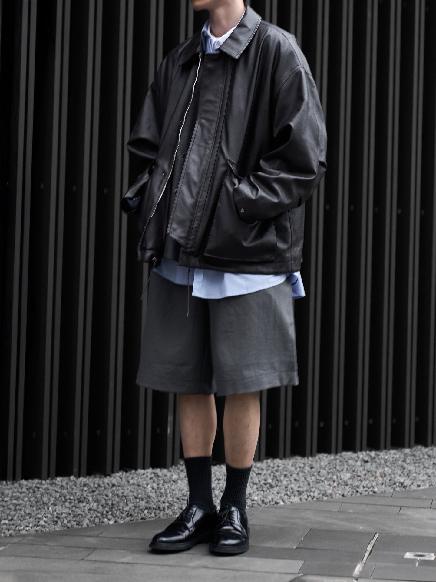 U-Shape Pocket Wide Shorts | UNPROVEN.