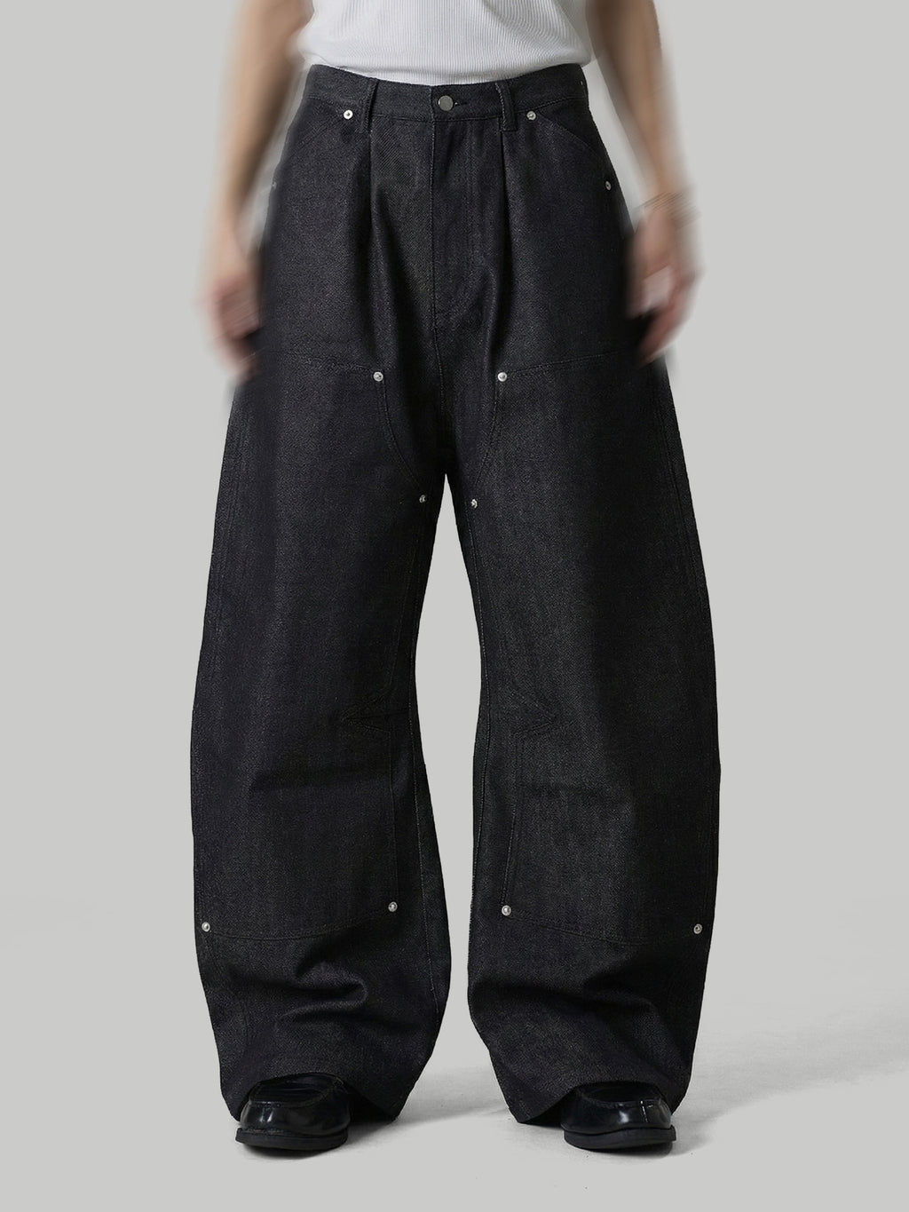 Double Knee Baggy Denim Jeans black – Front view | wide-leg denim / relaxed denim | UNPROVEN