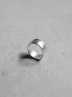 Ebling Ring silver – Front view | minimalist jewelry / refined detail | UNPROVEN