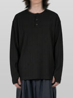 Fingerhole Henley Neck Knit black – Front view | clean essentials / relaxed fit | UNPROVEN