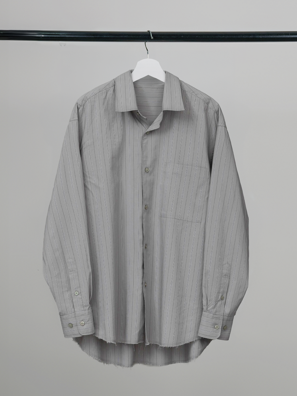 Cut-Off Hem Stripe Shirt