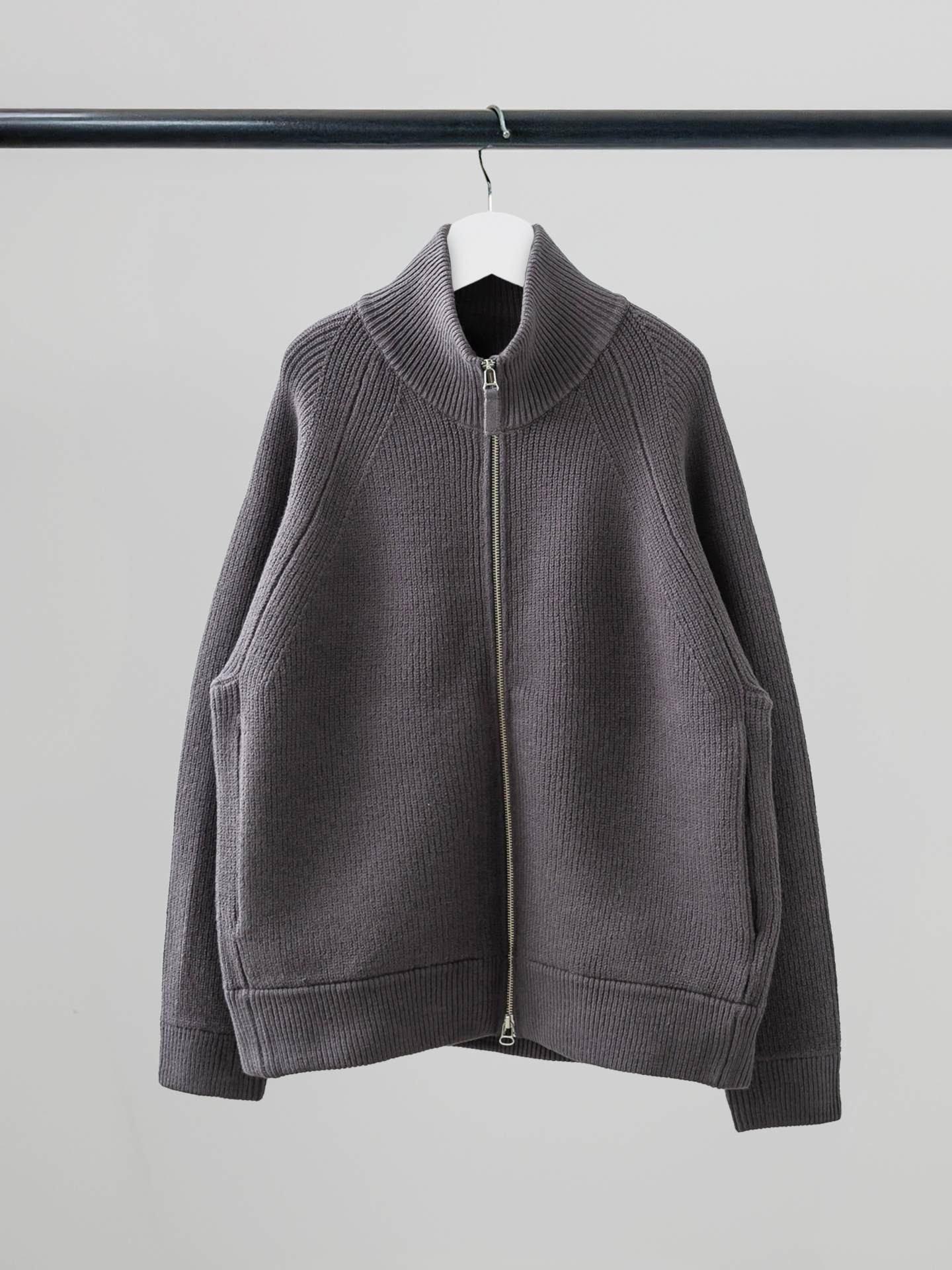 Heavy Weight Knit Zip-up