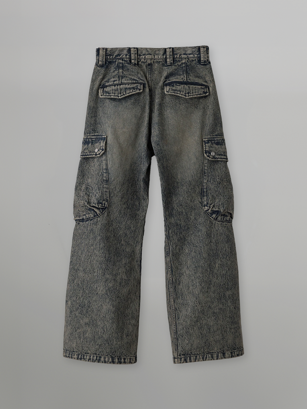 Washed Curved Cargo Denim Jeans