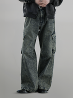 Washed Curved Cargo Denim Jeans indigo-blue – Detail | wide-leg denim / relaxed denim | UNPROVEN