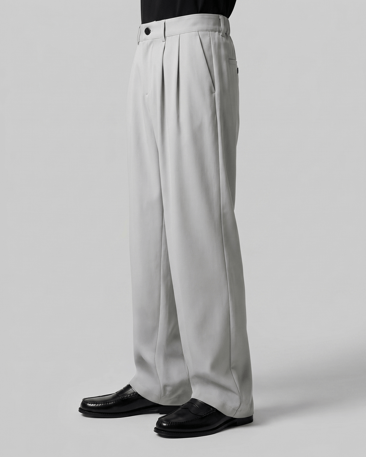 Two-Pleat Semi-Wide Pants