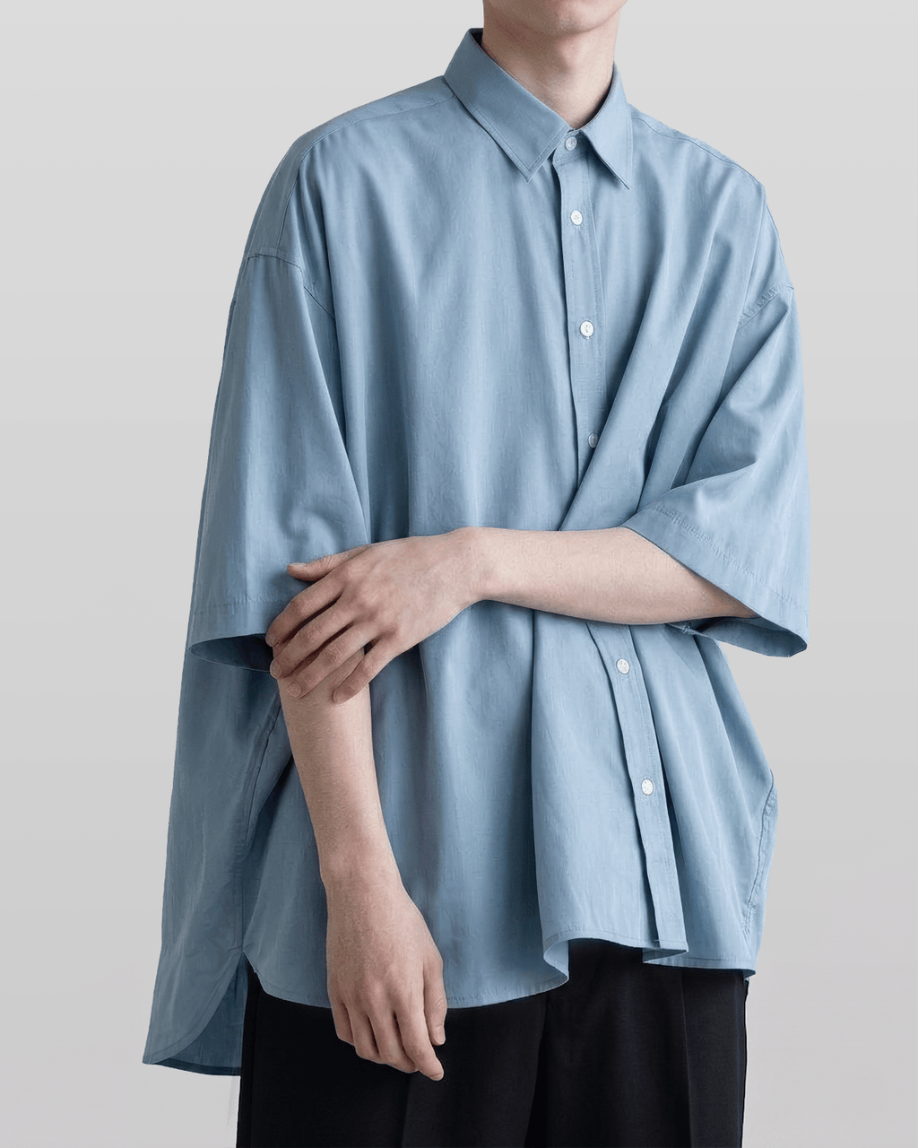 Loose-Fit Half Sleeve Shirt
