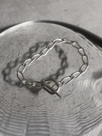 Hoop Bracelet Silver – Front view | clean essentials / minimalist | UNPROVEN