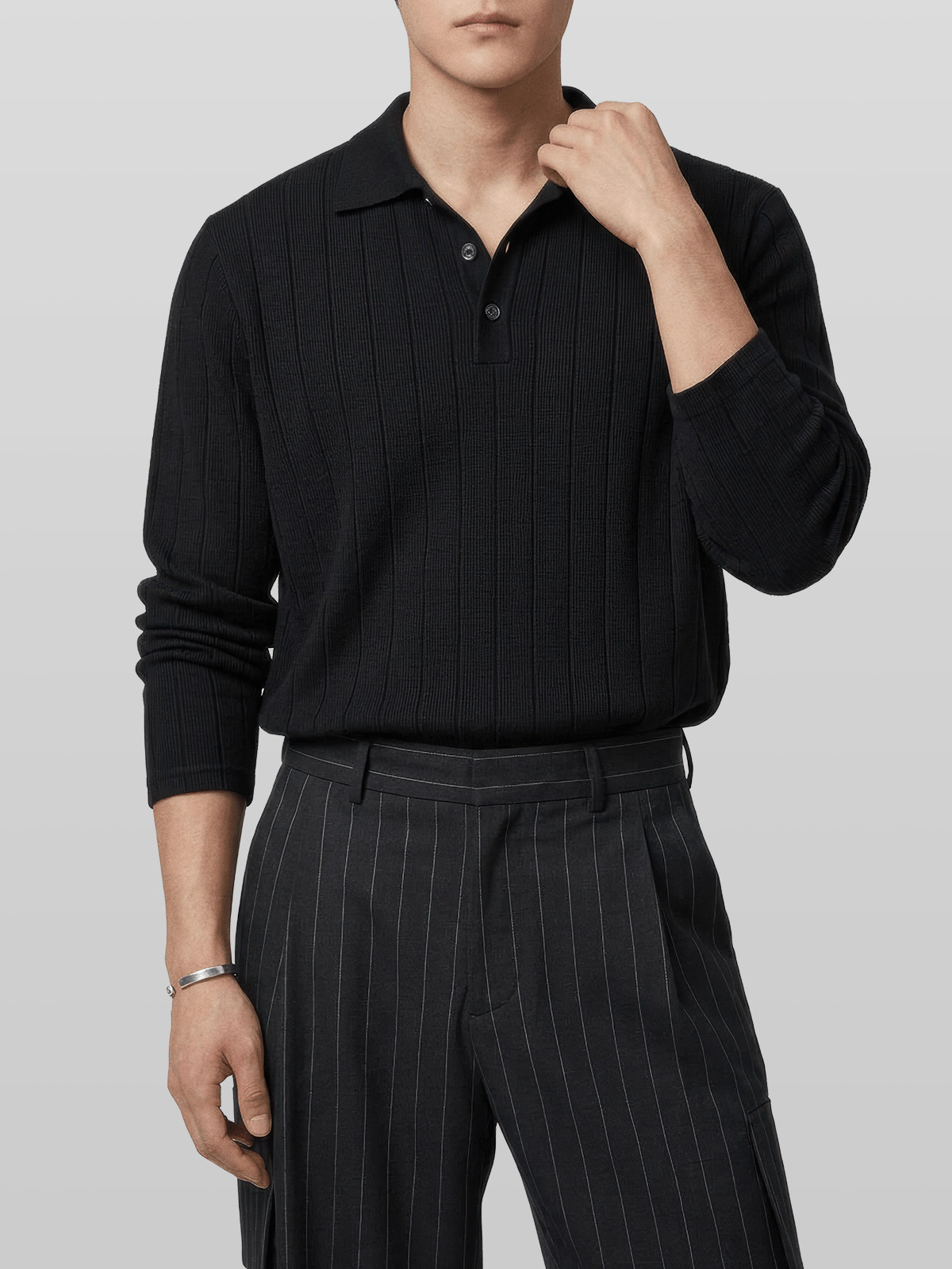 Muscle-Fit Venice Collar Long Sleeve T-Shirt