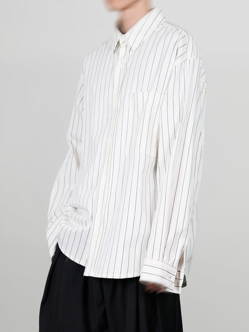 Striped Shirt White – Front view | clean essentials / minimalist | UNPROVEN