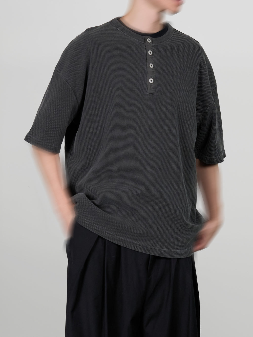 Pigment Dyeing Henley Neck T-Shirt
