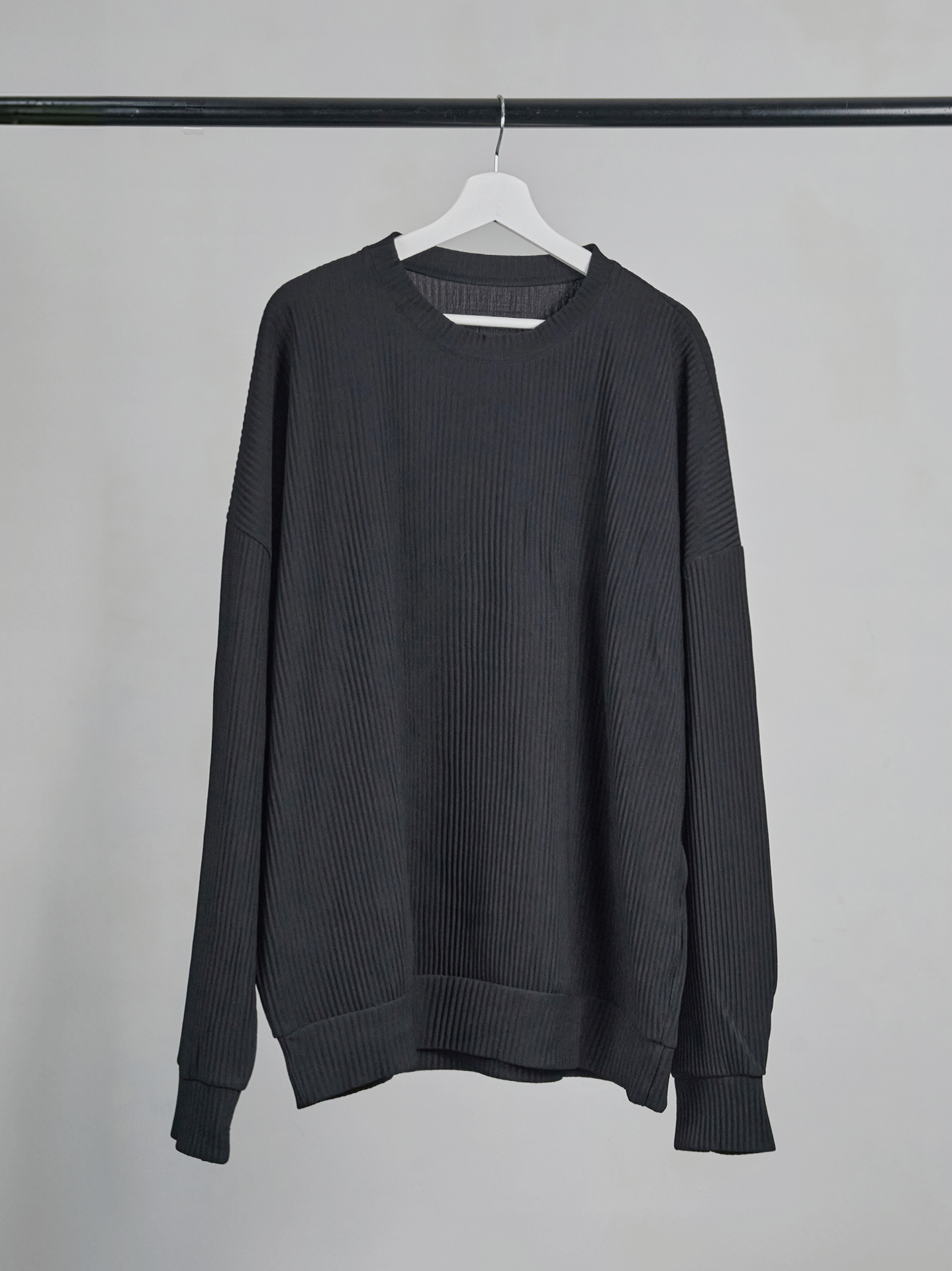 Pleated Long Sleeve Sweatshirt