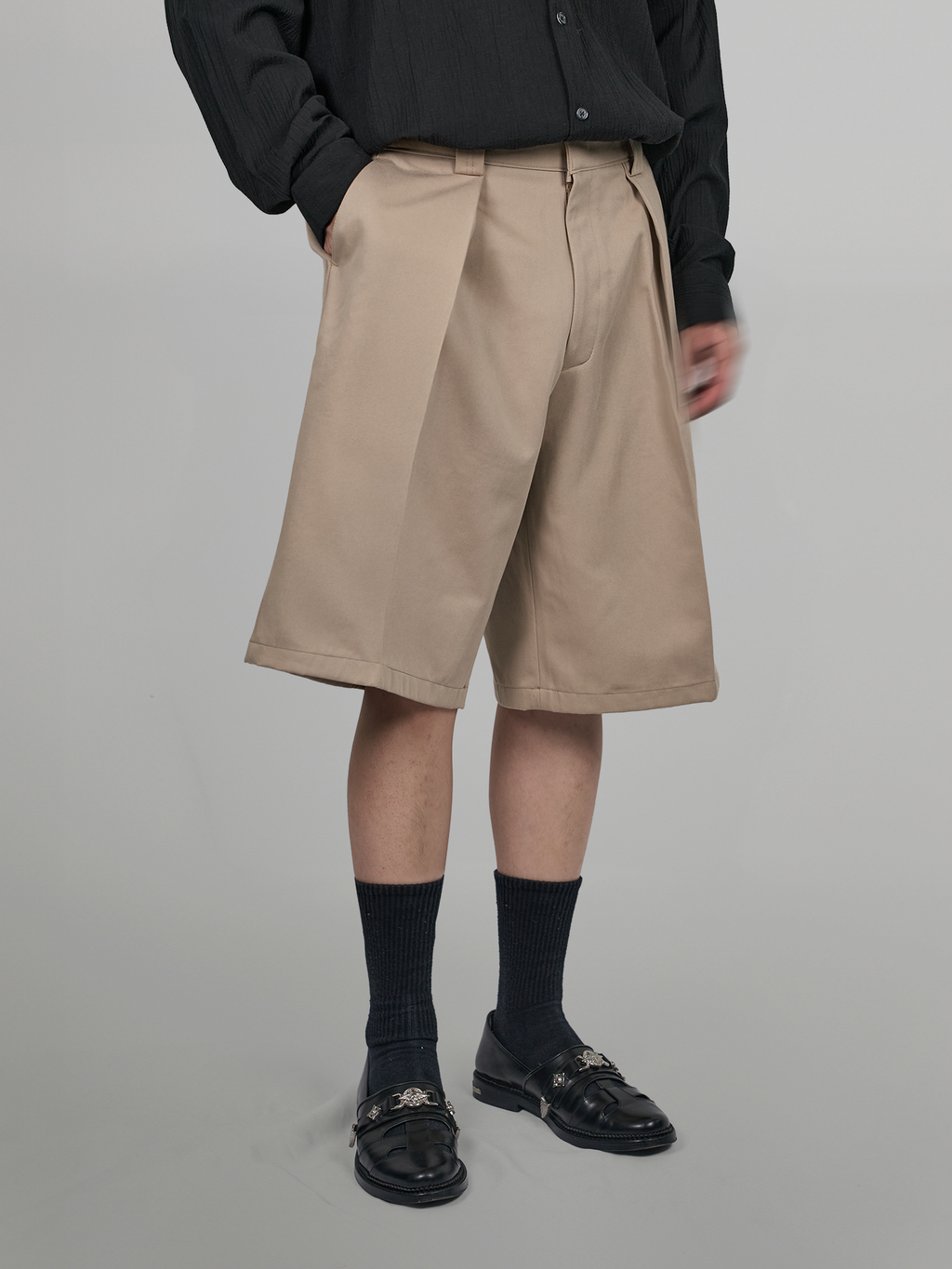 Pleated Wide Shorts