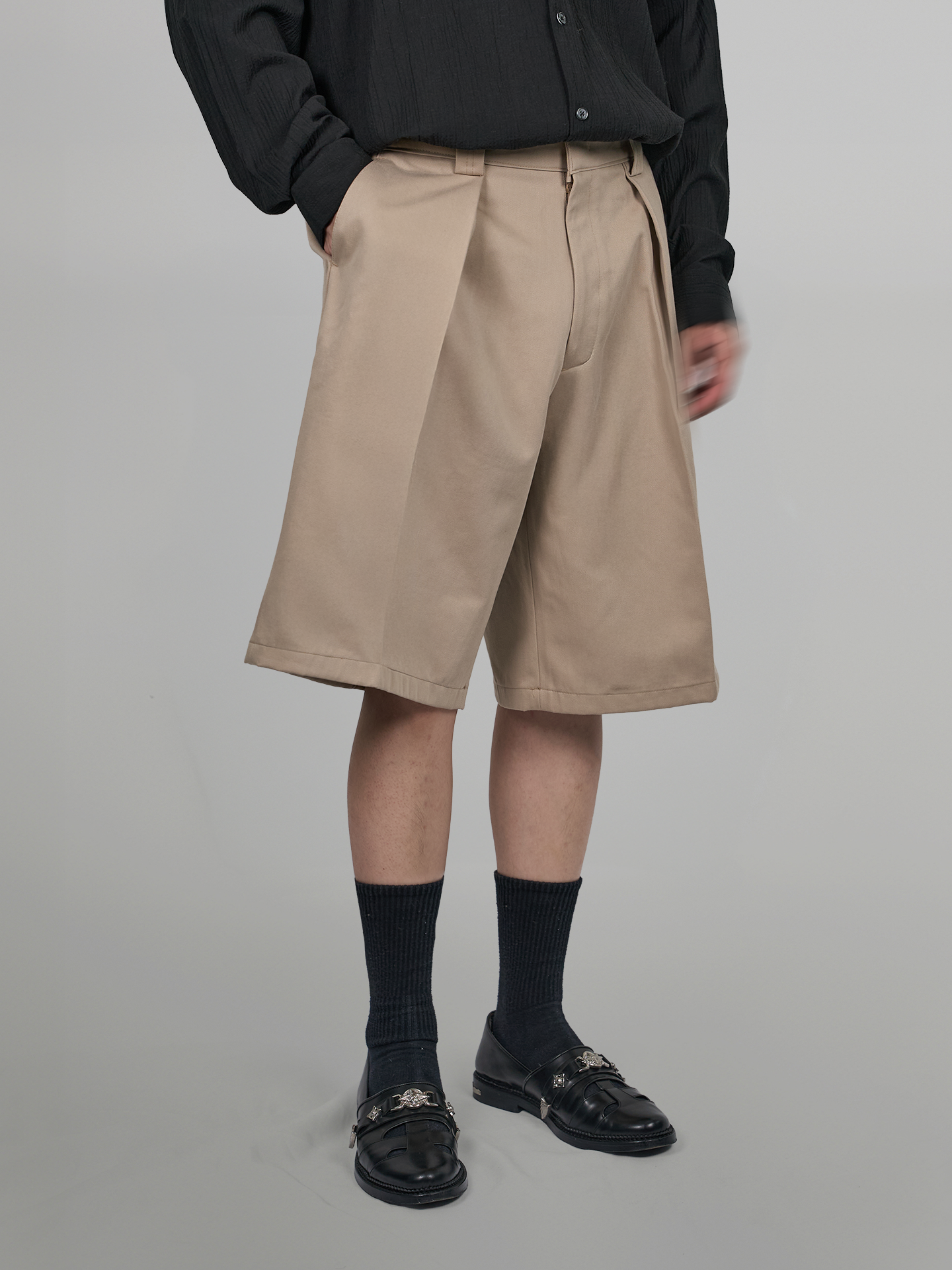 Pleated Wide Shorts