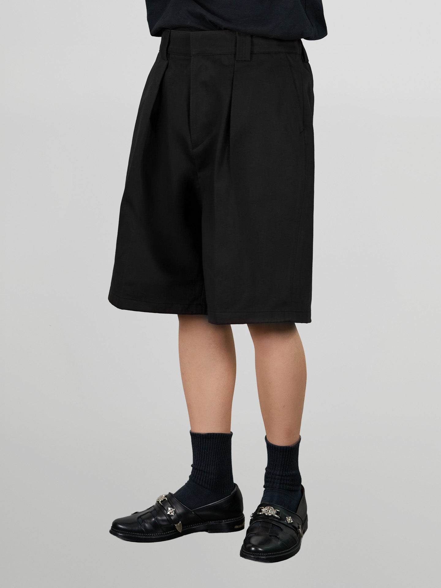 Pleated Wide Shorts