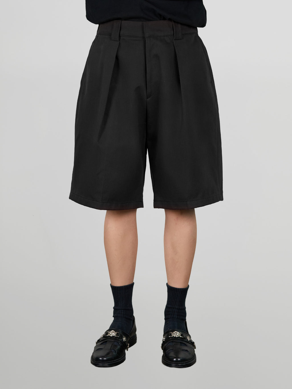 Pleated Wide Shorts
