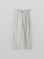 Pleated Pants Off-White front - cleanfit minimal - UNPROVEN