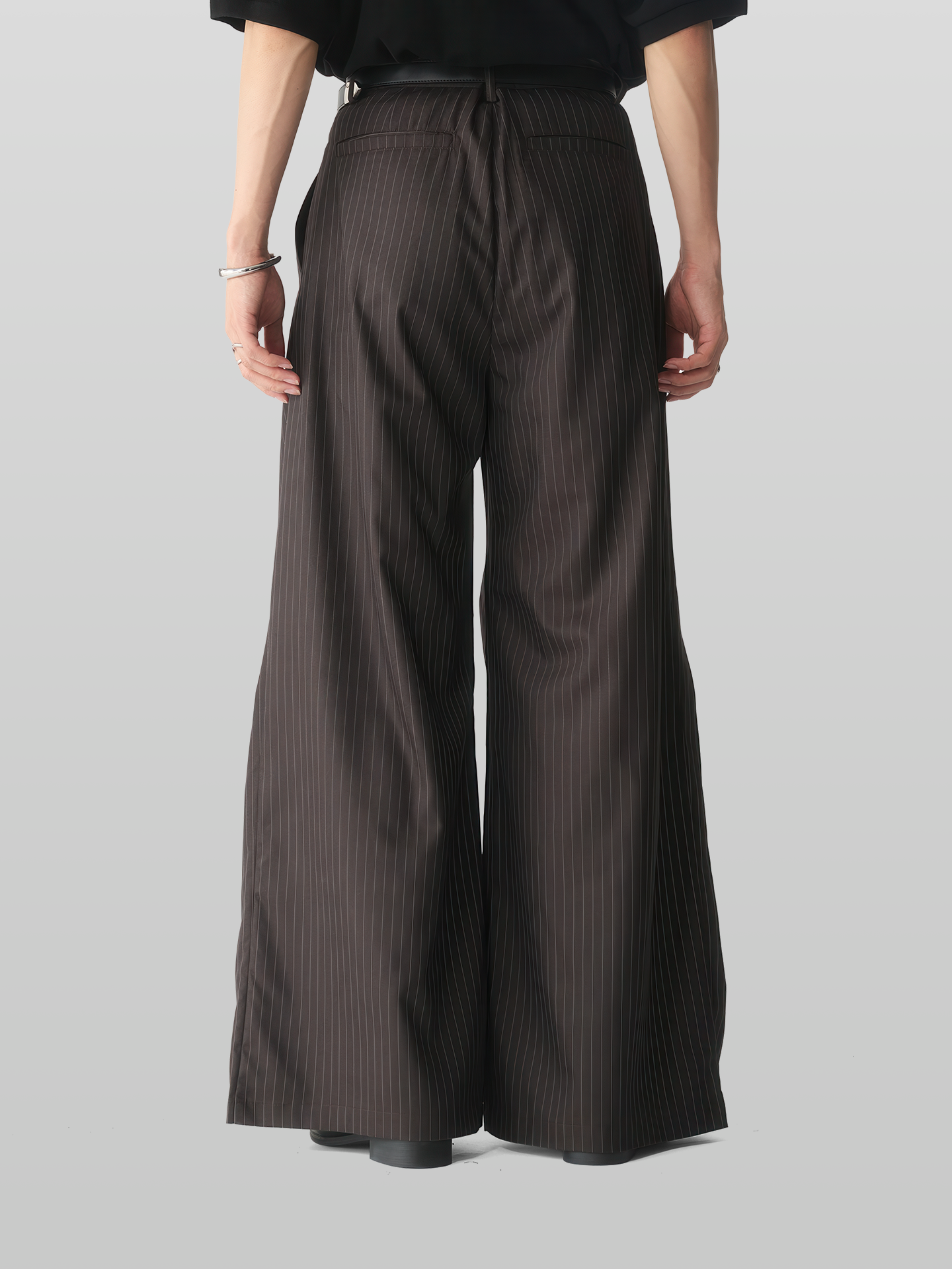 Cross Tuck Striped Wide Pants