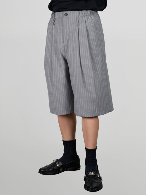 Wide Shorts Light-Gray – Front view | clean essentials / minimalist | UNPROVEN