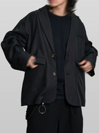 Tucked Sleeves Oversized Blazer black – Front view | tailored / architectural tailoring | UNPROVEN