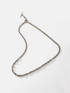 Mixed Link Chain Necklace 57mm gunmetal – Front view | minimalist jewelry / refined detail | UNPROVEN