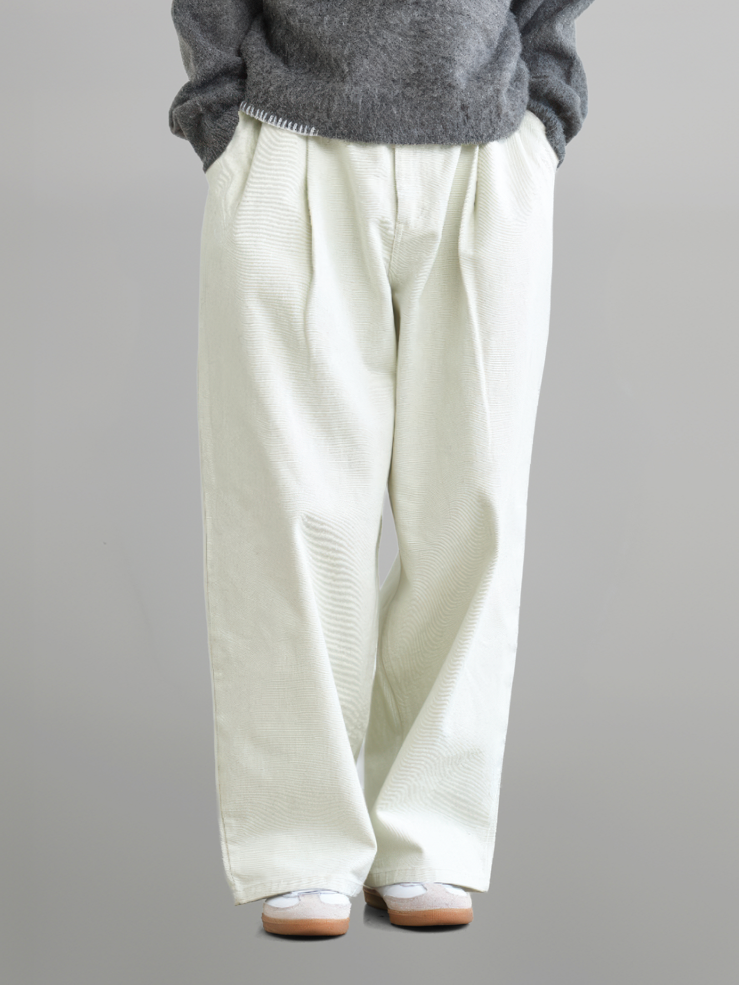 Wide Balloon Jeans
