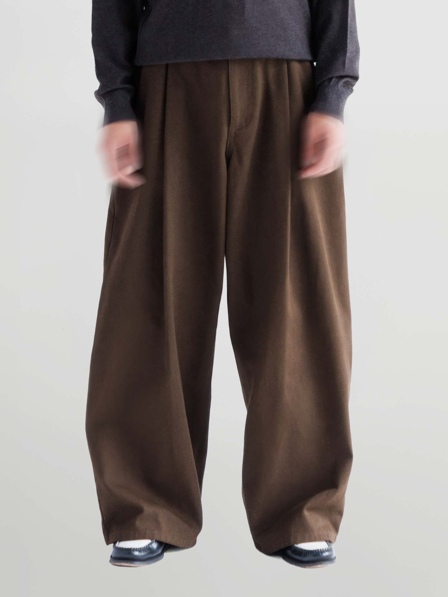 Wide Balloon Jeans