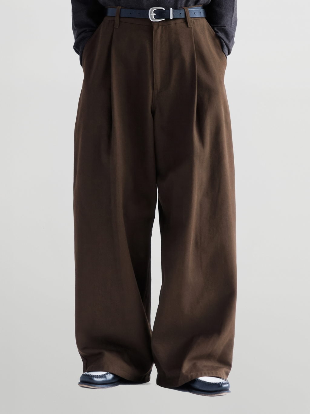 Wide Balloon Jeans