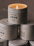 APFR Travel Tin Candle Basil + Sage + Mint – Detail | refined atmosphere / curated lifestyle | UNPROVEN