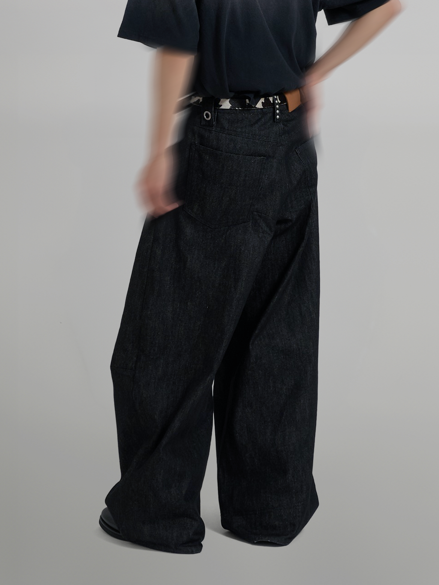 Product dark-indigo – Detail | clean essentials / minimalist | UNPROVEN
