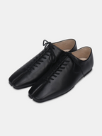 INHALF RONIN Lace-up Tabi Shoes black – Front view | japanese craftsmanship / tabi | UNPROVEN
