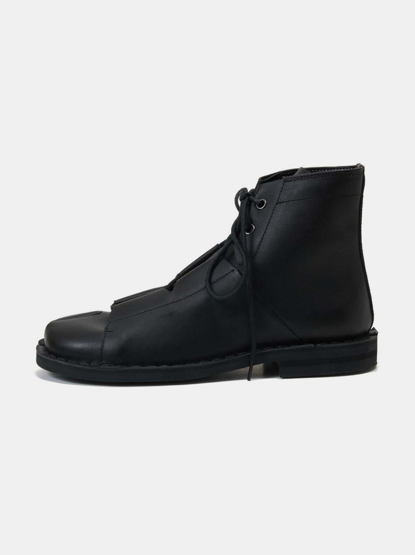 INHALF SAIGO Tabi Boots