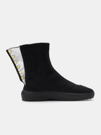 MARUGO Tabi Air-Insole III (6 Clasps) black – Side view | minimalist sneakers / classic silhouette | UNPROVEN